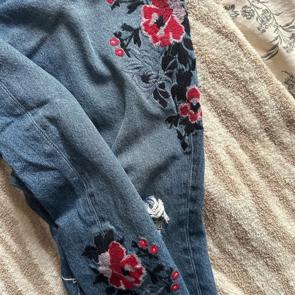 LOGG denim - Picture 2 of 3